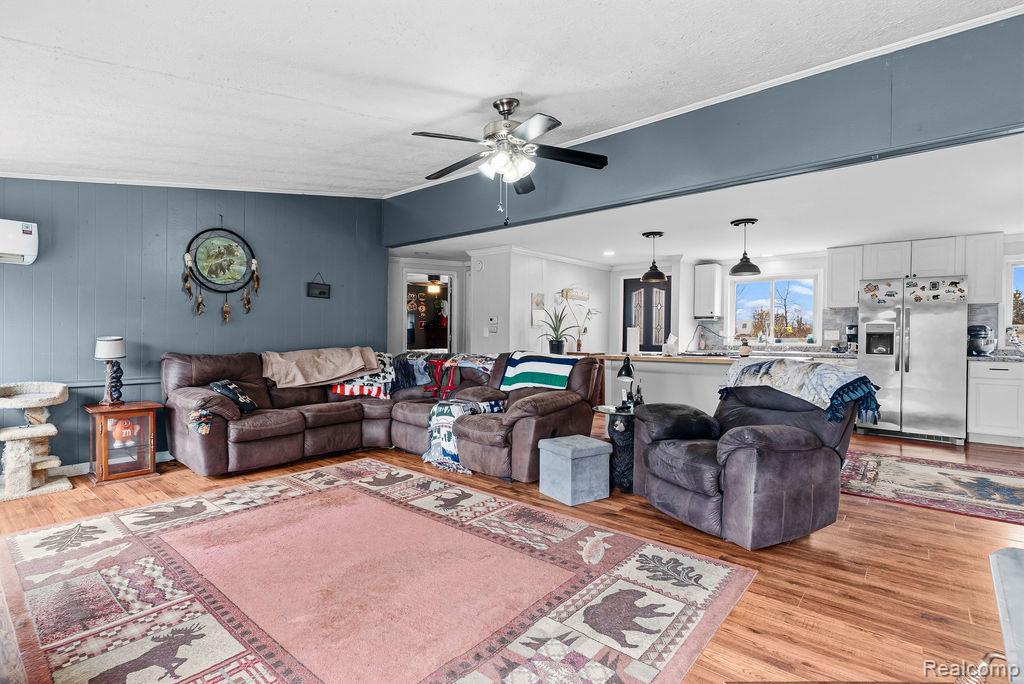 8311 South State Road Bancroft, MI 48414 - Photo 14 of 37