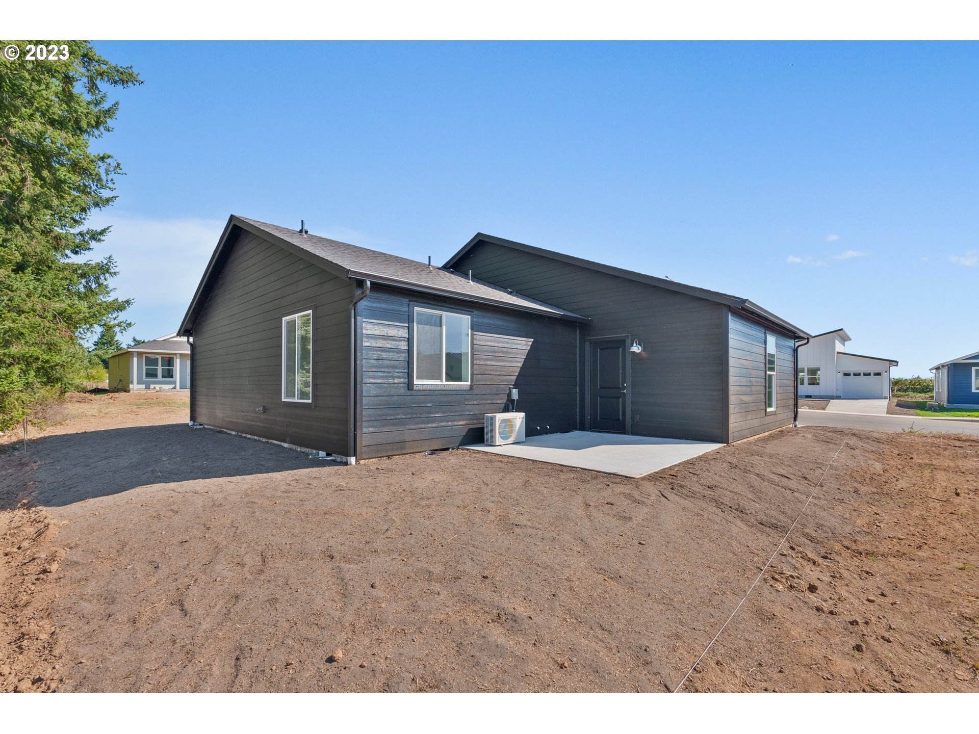 1019 Peach Road Winlock, WA 98596 - Photo 4 of 22 a house view with a outdoor space