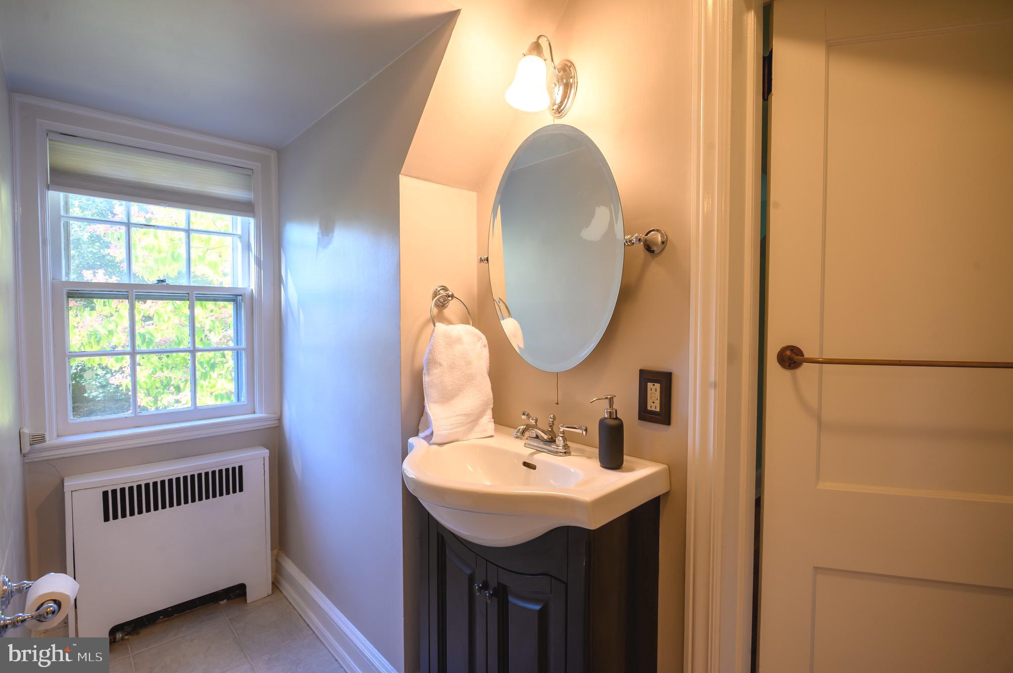 1230 Lenox Road Jenkintown, PA 19046 - Photo 46 of 65 3rd Floor Full Bath