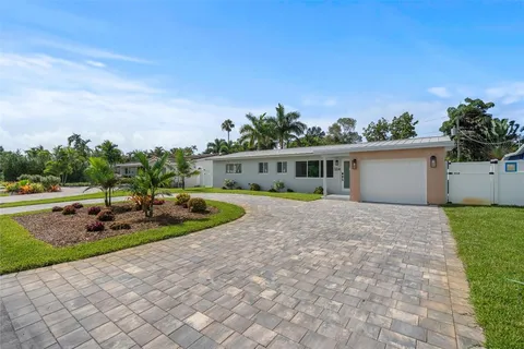 $875,000 | 324 Northeast 28th Street, Wilton Manors, FL 33334