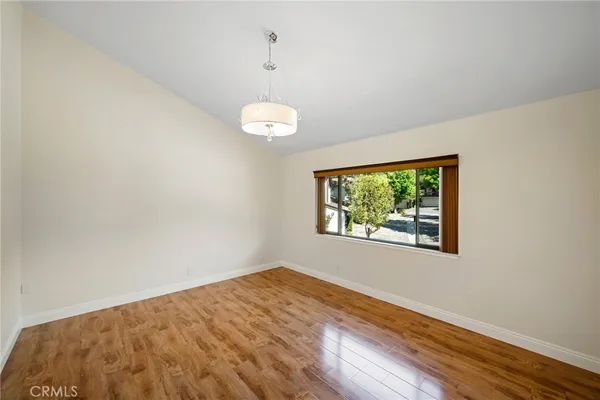$4,000 | 10831 Roycroft Street, Unit 81, Sun Valley, CA 91352