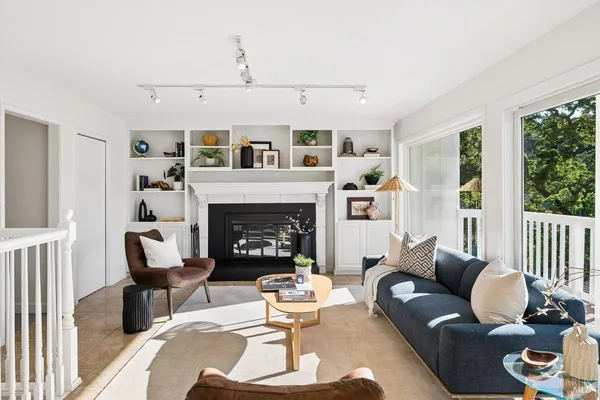 $1,695,000 | 1036 Lea Drive, San Rafael, CA 94903