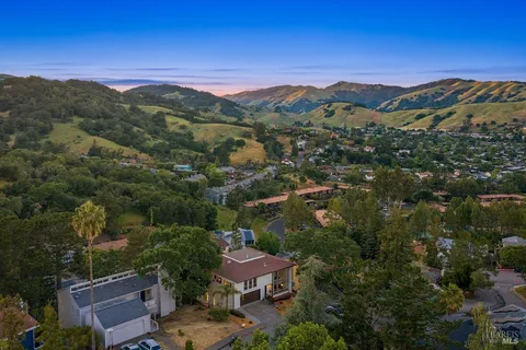 $1,695,000 | 1036 Lea Drive, San Rafael, CA 94903