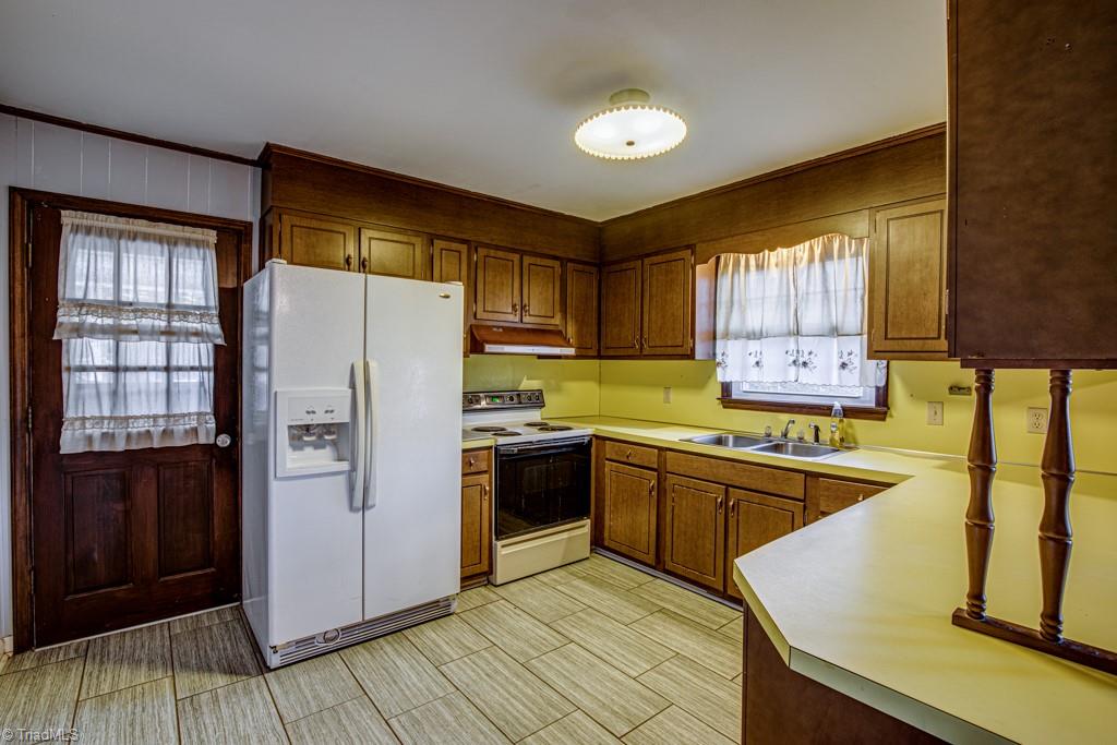 6440 Bannockburn Road Northwest Rural Hall, NC 27045 - Photo 3 of 25