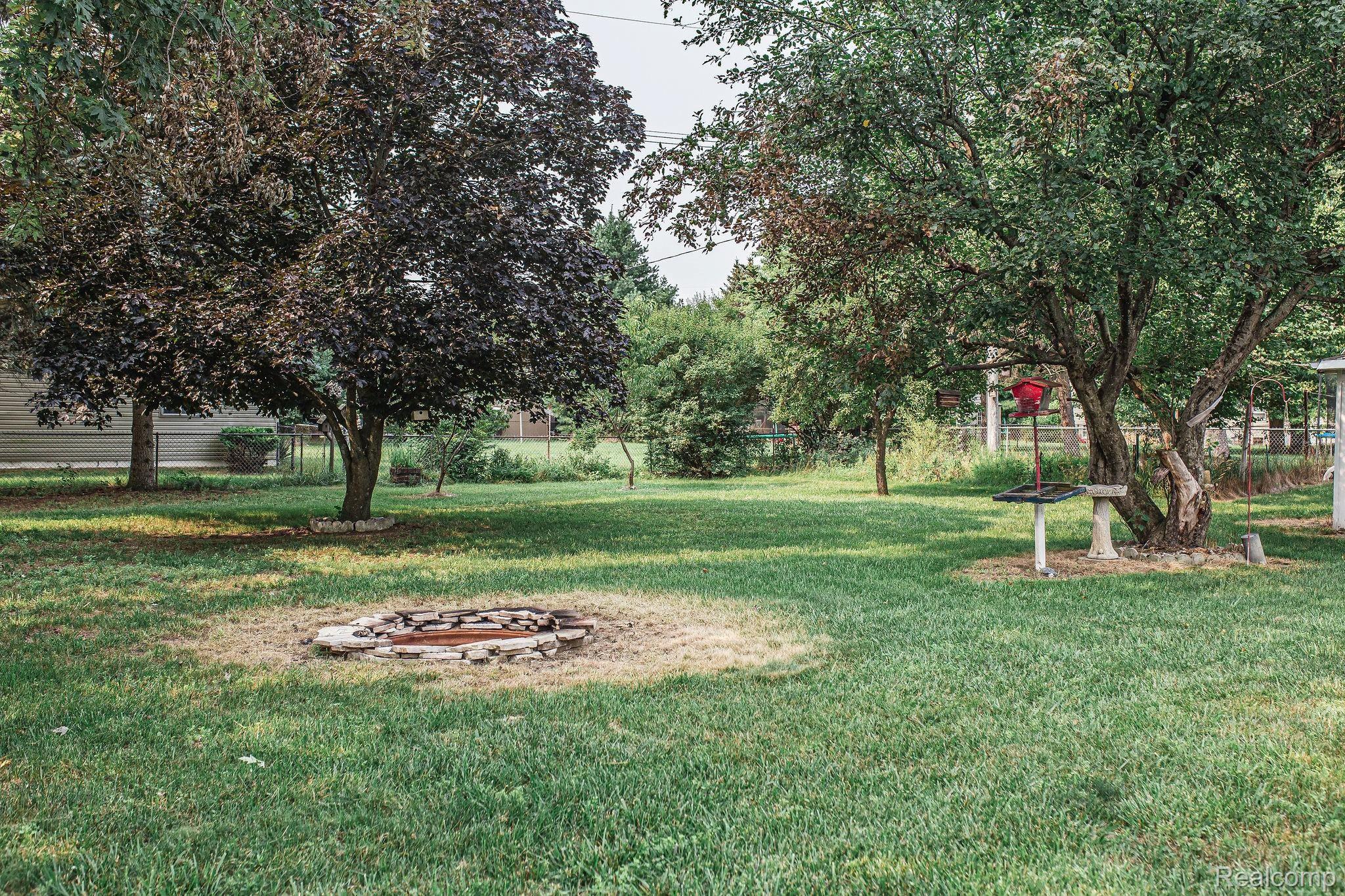5411 Coldwater Road Lapeer, MI 48446 - Photo 36 of 37 IMG_9144.jpg