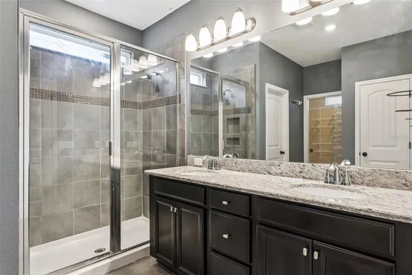 $525,000 | 9354 Meadow Hunt Way, Winter Garden, FL 34787
