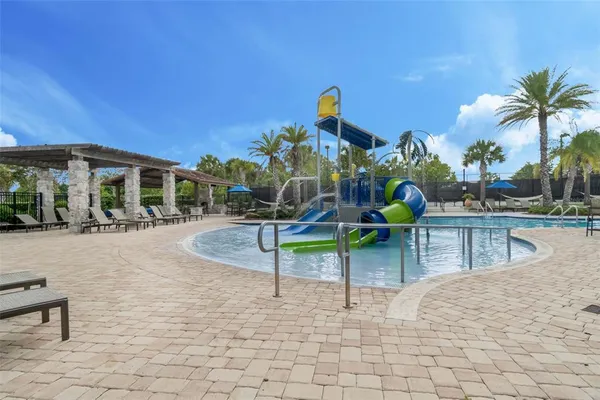 $525,000 | 9354 Meadow Hunt Way, Winter Garden, FL 34787