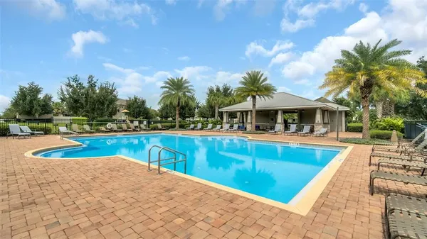 $525,000 | 9354 Meadow Hunt Way, Winter Garden, FL 34787