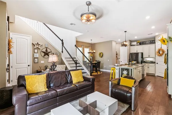 $525,000 | 9354 Meadow Hunt Way, Winter Garden, FL 34787
