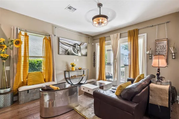 $525,000 | 9354 Meadow Hunt Way, Winter Garden, FL 34787