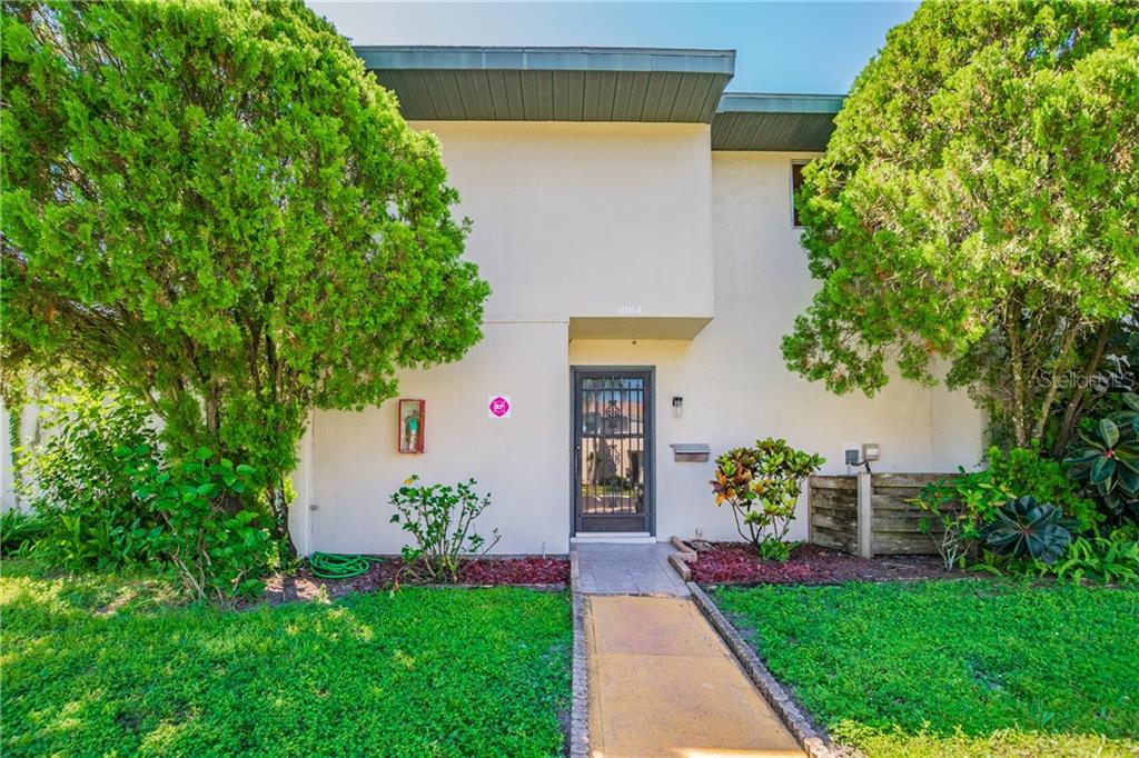 1084 Longfellow Circle Sarasota, FL 34243 - Photo 1 of 1