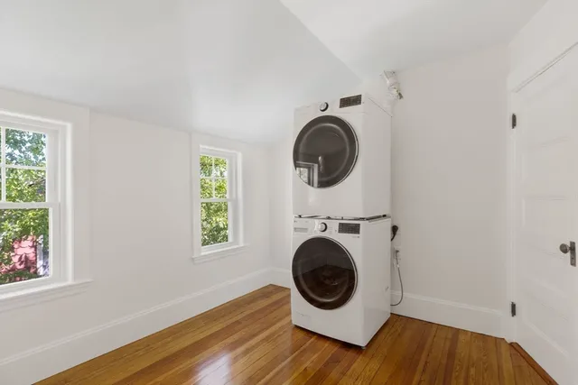 $5,950 | 105 Fayerweather Street, Unit 2, Cambridge, MA 02138