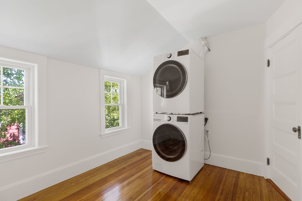 105 Fayerweather Street, Unit 2 Cambridge, MA 02138 - Photo 19 of 23