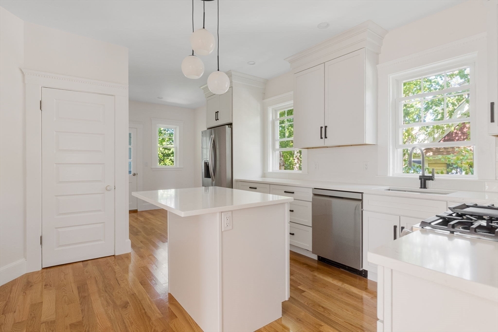 105 Fayerweather Street, Unit 2 Cambridge, MA 02138 - Photo 5 of 23