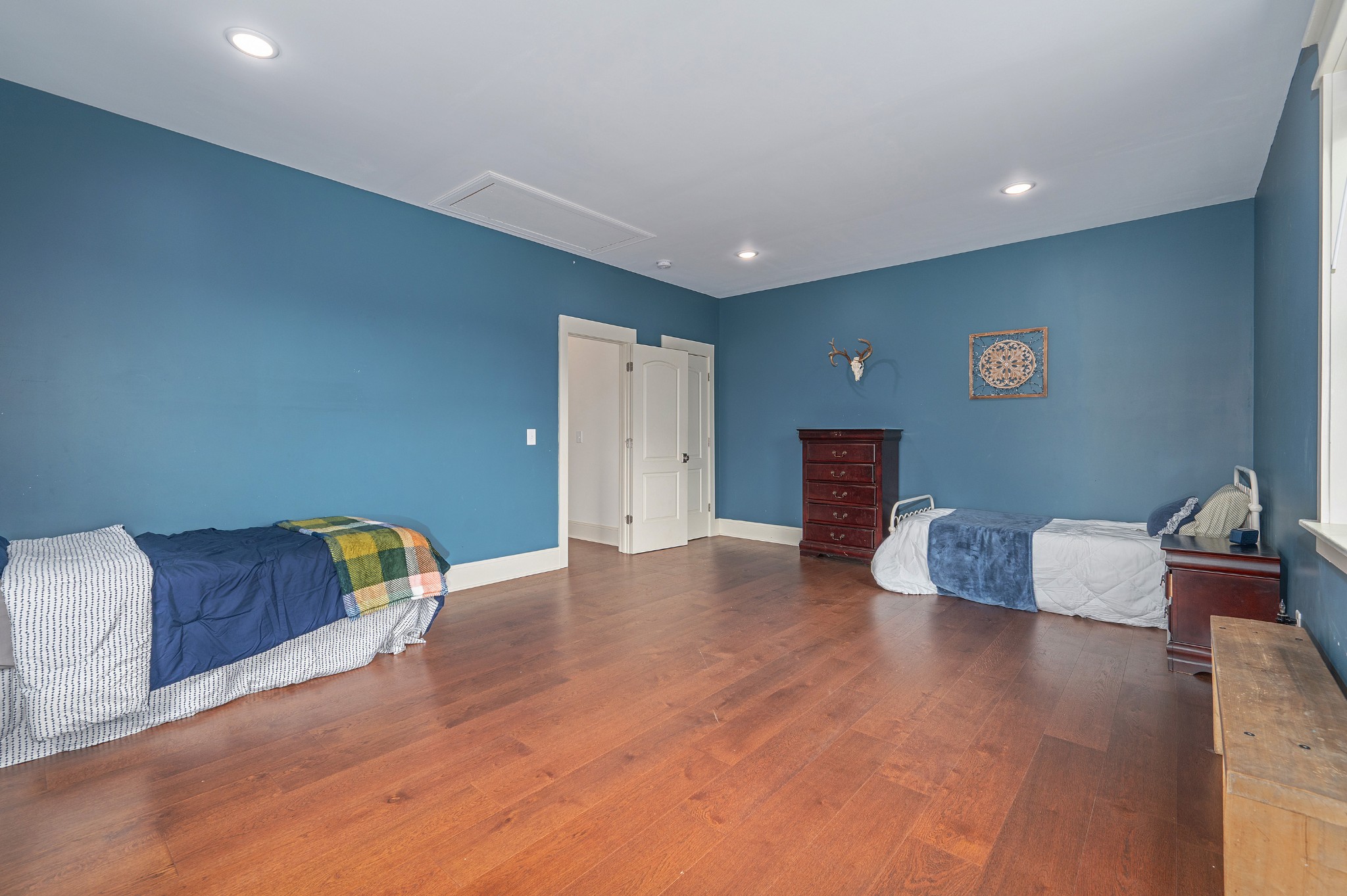 153 Lewis Road Morrison, TN 37357 - Photo 34 of 45 a living room with furniture and wooden floor