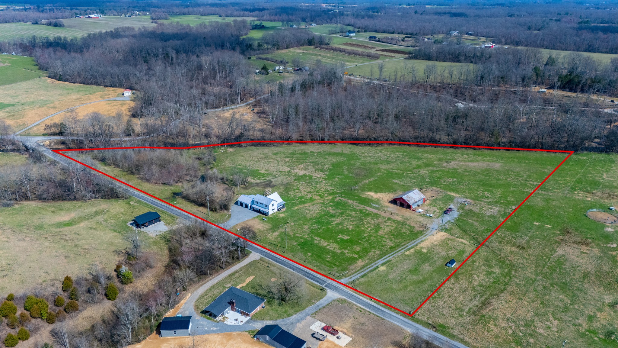 153 Lewis Road Morrison, TN 37357 - Photo 6 of 45 a view of a back yard of the house
