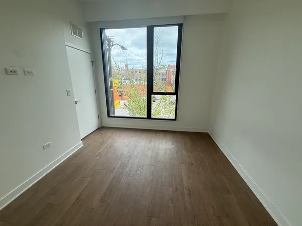 $2,850 | 3462 North Lincoln Avenue, Unit 202, Chicago, IL 60657