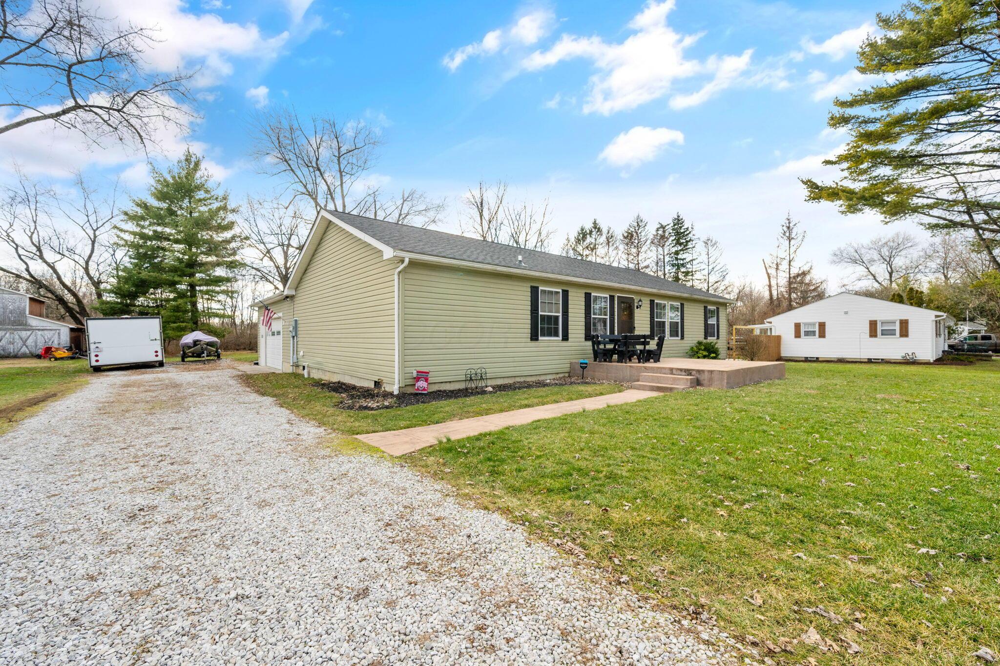 14667 Cleveland Road Southwest Pataskala, OH 43062 - Photo 2 of 33 Front