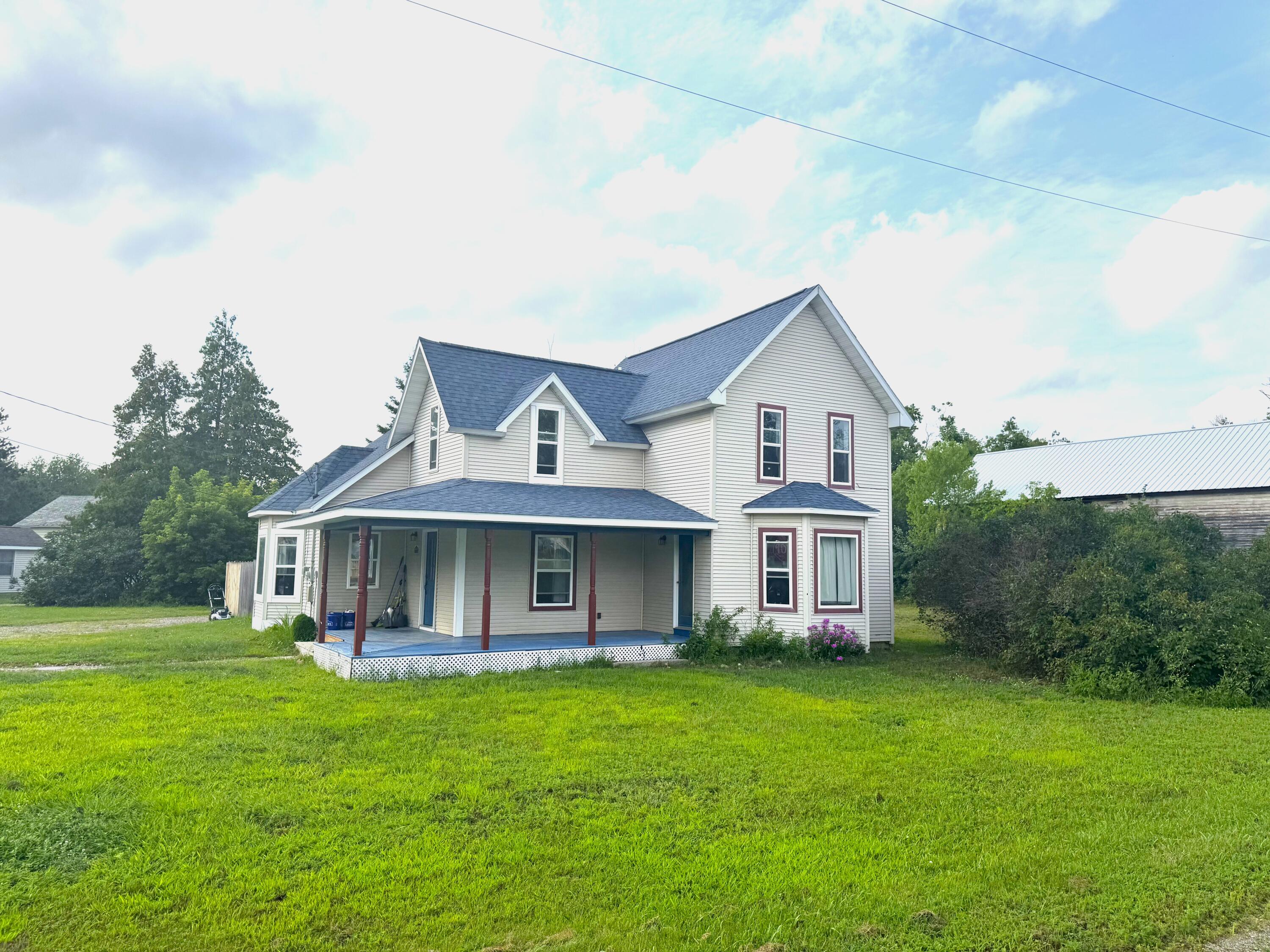 6419 East Gill Road Carp Lake, MI 49718 - Photo 1 of 1 Front of House