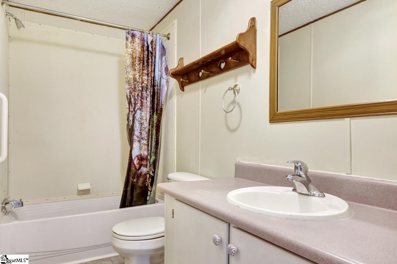 2413 Country Club Road Greer, SC 29651 - Photo 24 of 28 Gallery Image 24