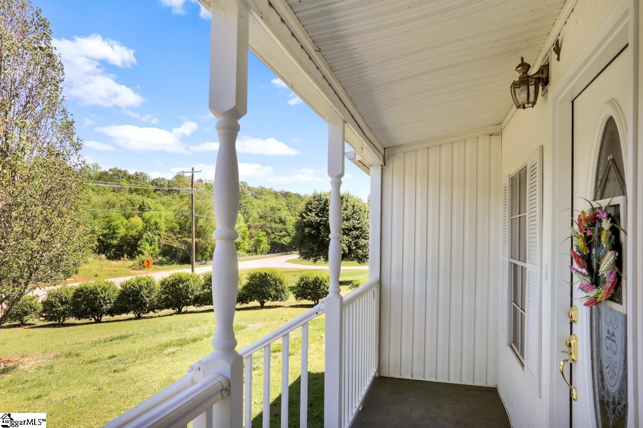 2413 Country Club Road Greer, SC 29651 - Photo 4 of 28 Gallery Image 4