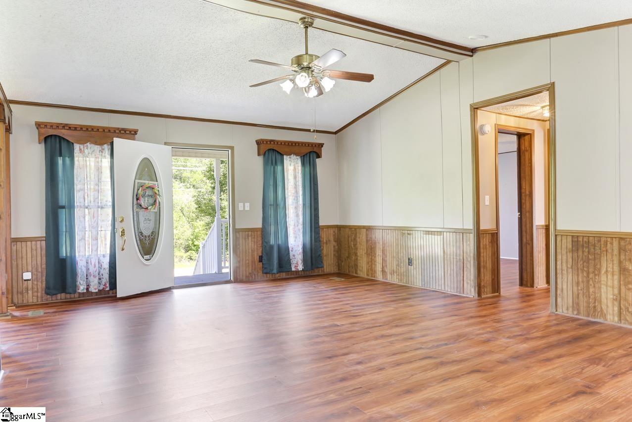 2413 Country Club Road Greer, SC 29651 - Photo 8 of 28 Gallery Image 8