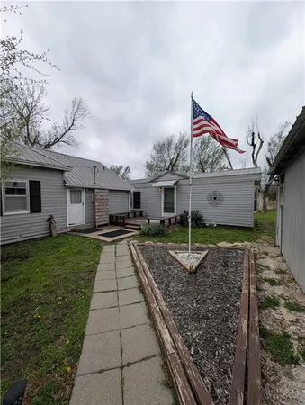 $155,000 | 1282 1830th Street, Iola, KS 66749