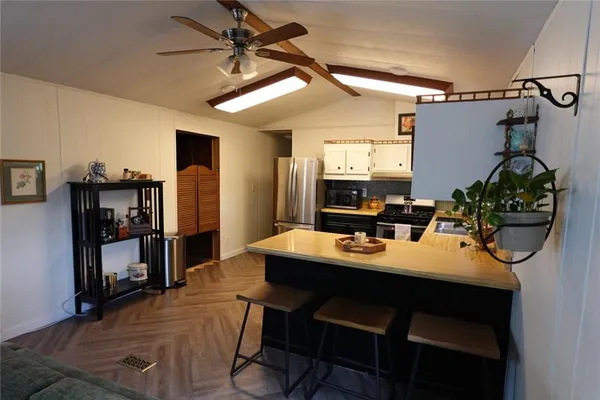 $155,000 | 1282 1830th Street, Iola, KS 66749