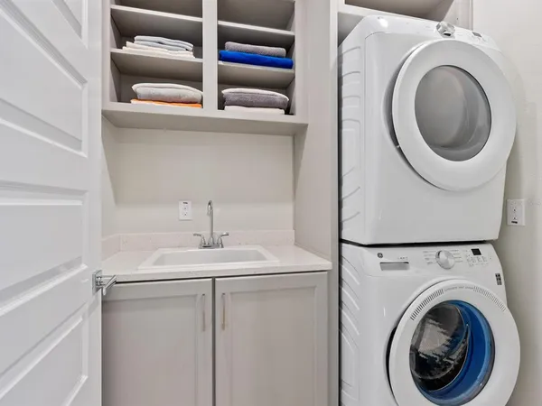 $5,250 | 508 Laurel Park Drive, Sarasota, FL 34236