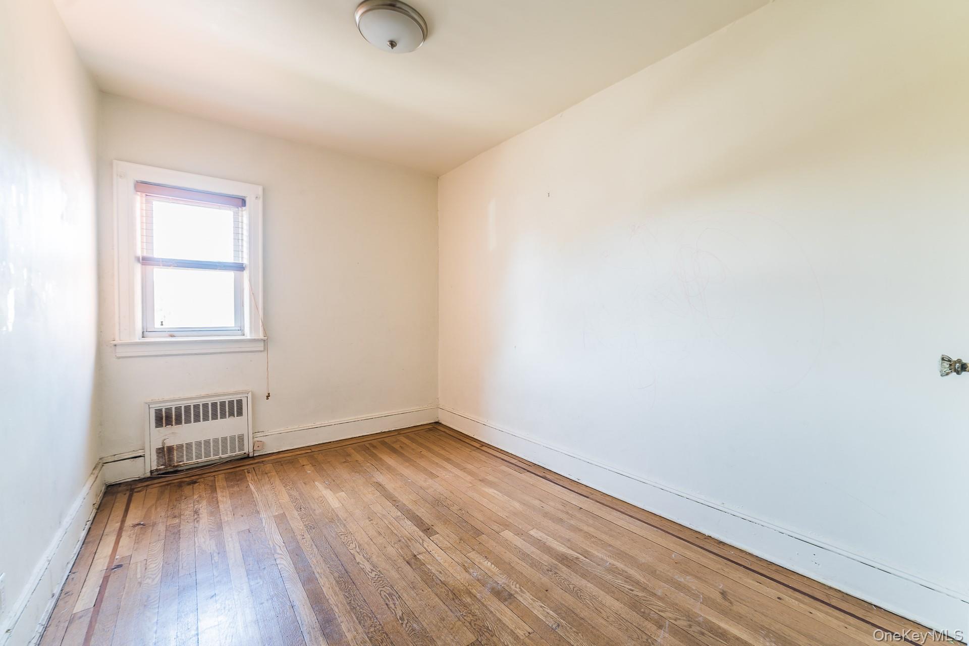 178-38 Leslie Road Queens, NY 11434 - Photo 16 of 36