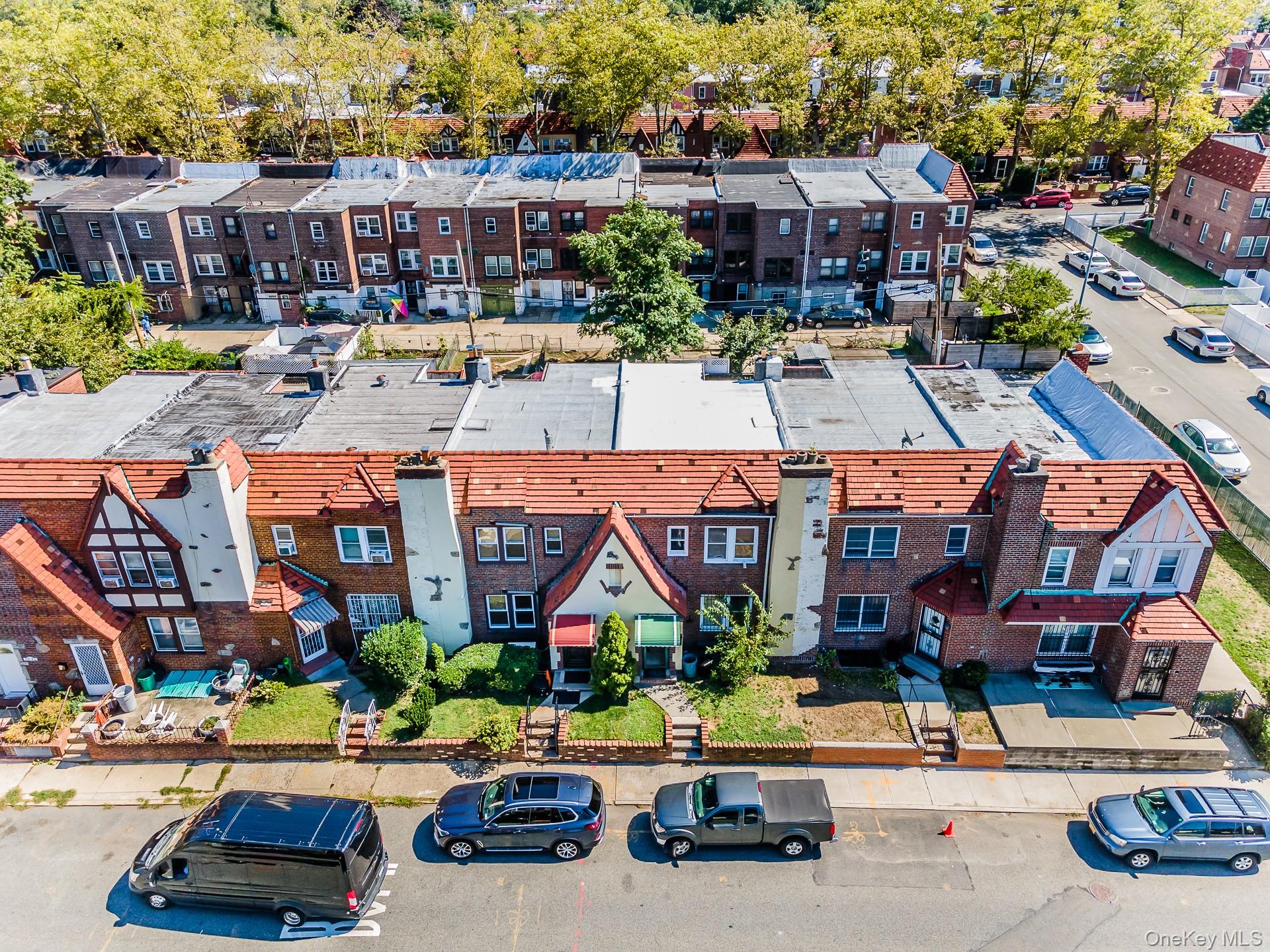 178-38 Leslie Road Queens, NY 11434 - Photo 32 of 36