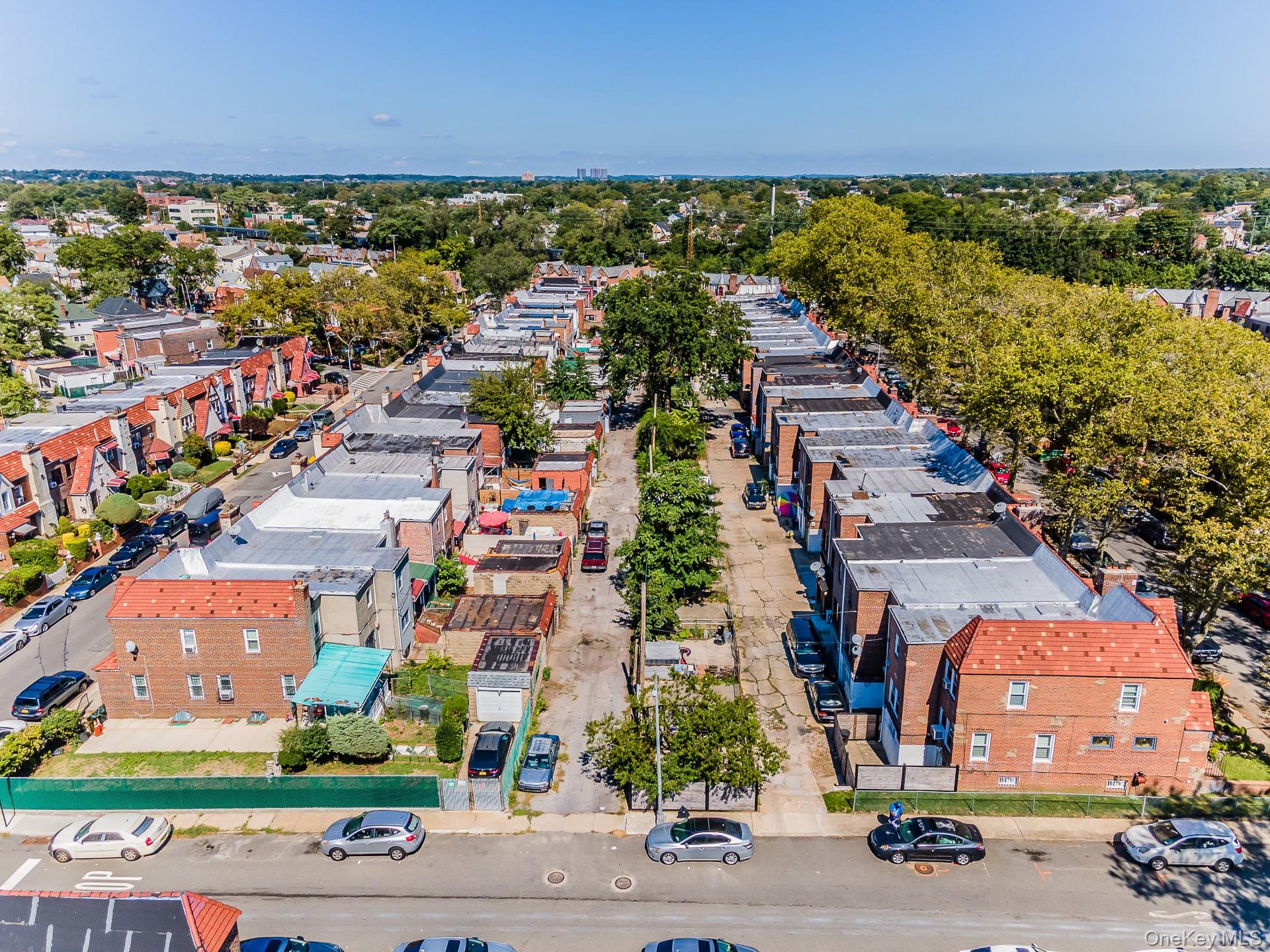 178-38 Leslie Road Queens, NY 11434 - Photo 35 of 36