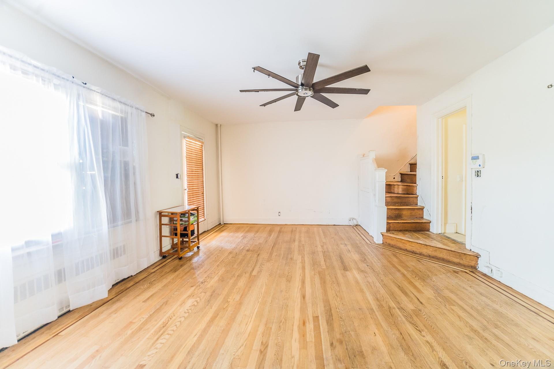 178-38 Leslie Road Queens, NY 11434 - Photo 5 of 36