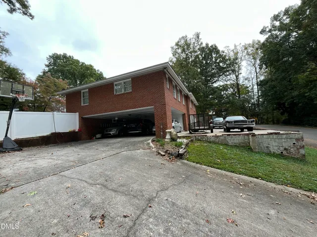 $495,000 | 523 Wildwood Lane, Burlington, NC 27215