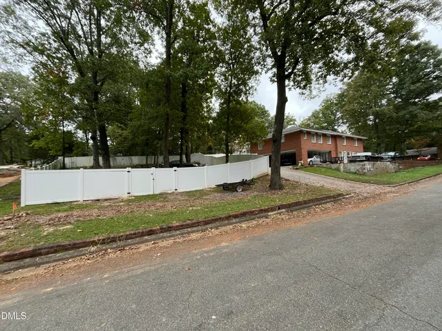 $495,000 | 523 Wildwood Lane, Burlington, NC 27215