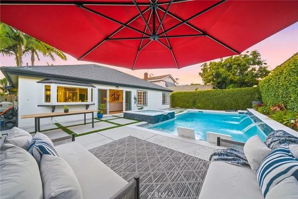 $1,389,000 | 2809 South Diamond Street, Santa Ana, CA 92704