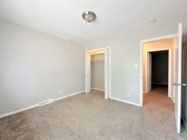 $301,000 | 1122 Iowa Street, Glenwood, IL 60425