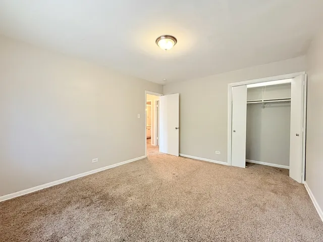 $301,000 | 1122 Iowa Street, Glenwood, IL 60425