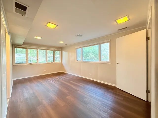 $301,000 | 1122 Iowa Street, Glenwood, IL 60425