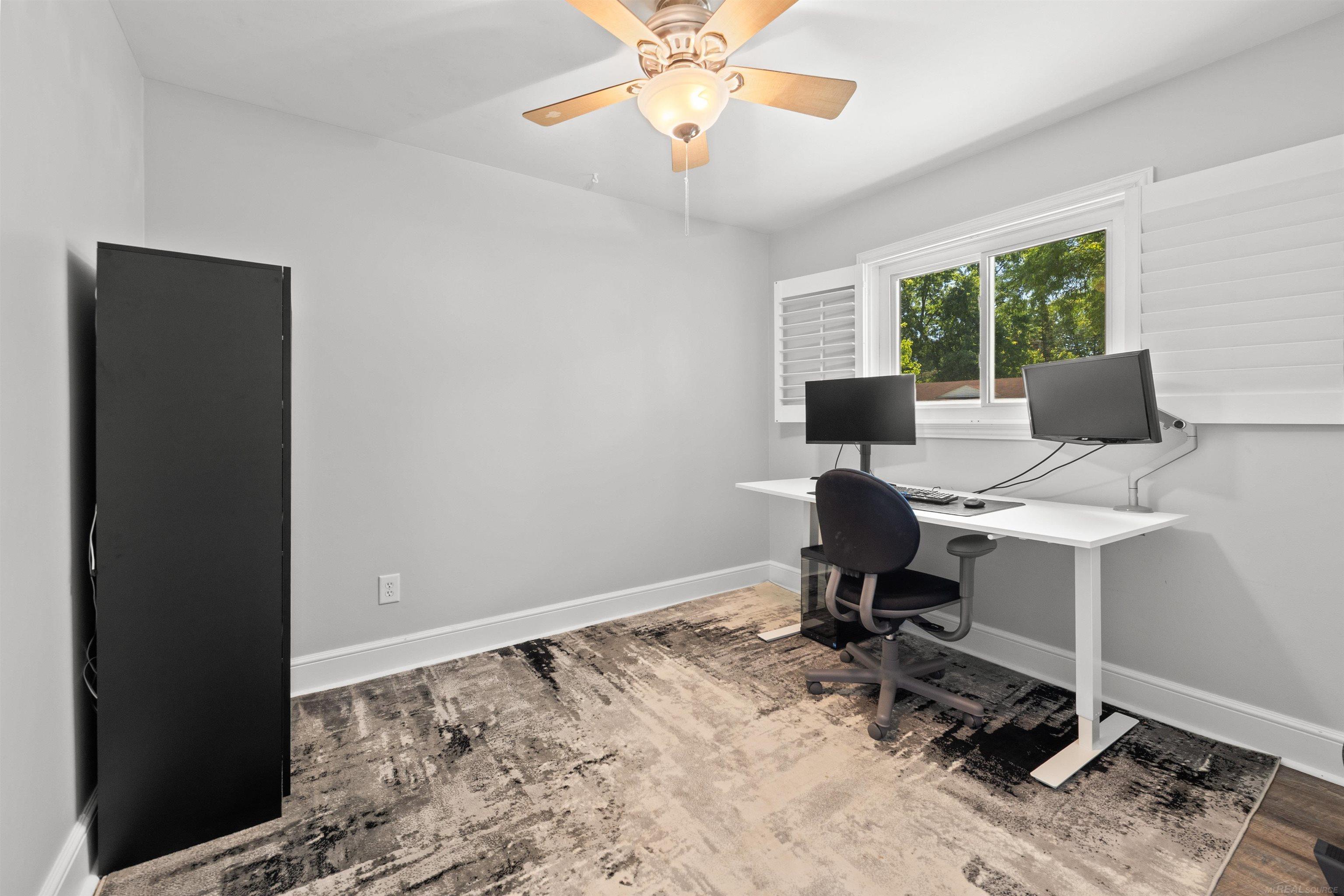 529 Rewold Drive Rochester, MI 48307 - Photo 22 of 31 Gallery Image 22