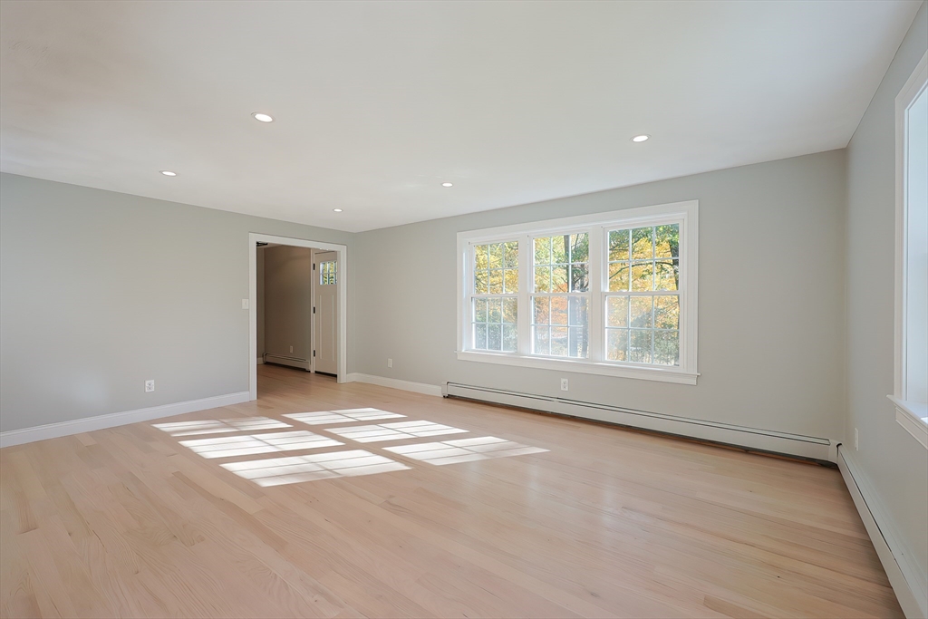 4 Deerfield Road Medway, MA 02053 - Photo 8 of 34 Gallery Image 8