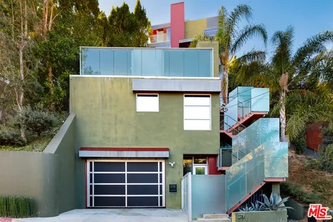 $2,495,000 | 2738 Rinconia Drive, Los Angeles, CA 90068