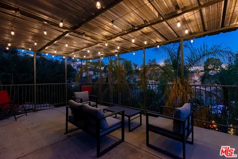 $2,495,000 | 2738 Rinconia Drive, Los Angeles, CA 90068