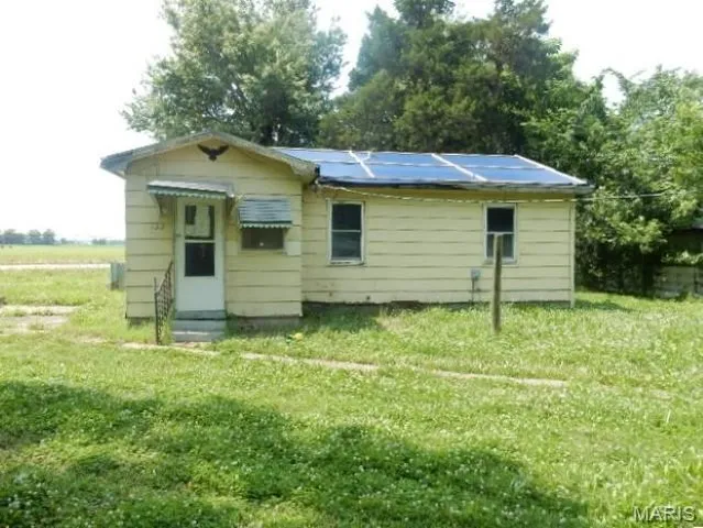 $10,900 | 122 2nd Street, Charleston, MO 63834
