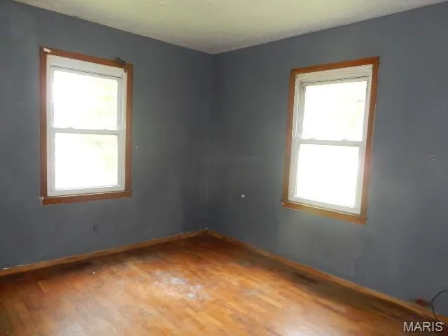 $10,900 | 122 2nd Street, Charleston, MO 63834