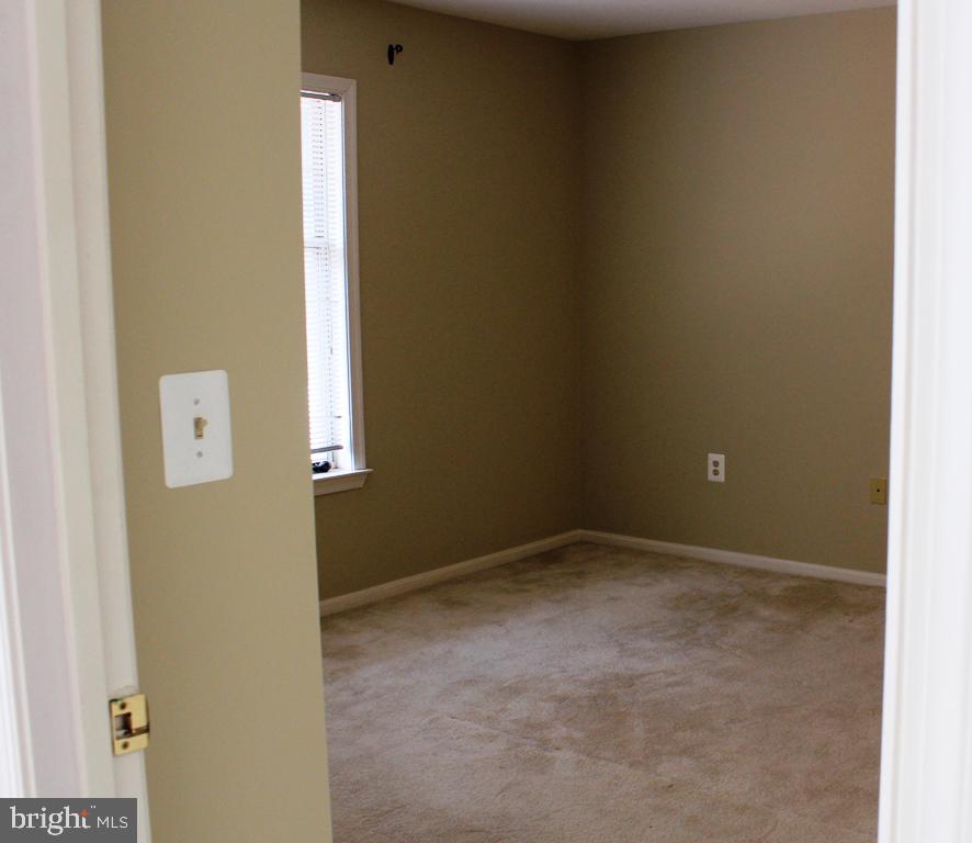5575 Seminary Road, Unit 203 Falls Church, VA 22041 - Photo 11 of 23 BEDROOM