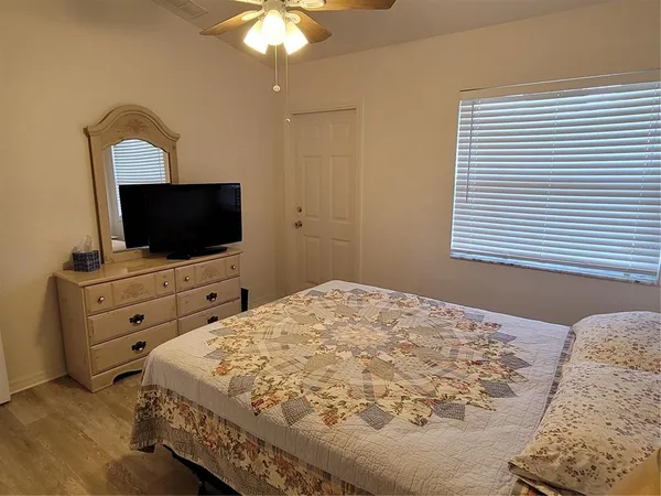 $5,200 | 72 Long Meadow Court, Rotonda West, FL 33947