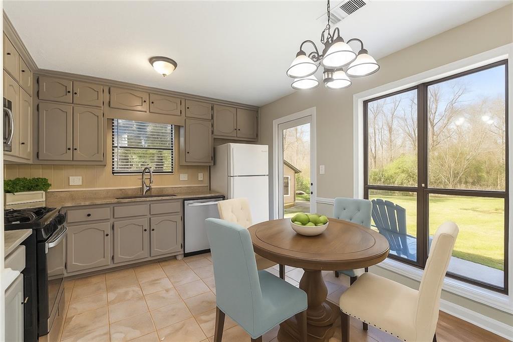 4709 Trickum Road Marietta, GA 30066 - Photo 5 of 28