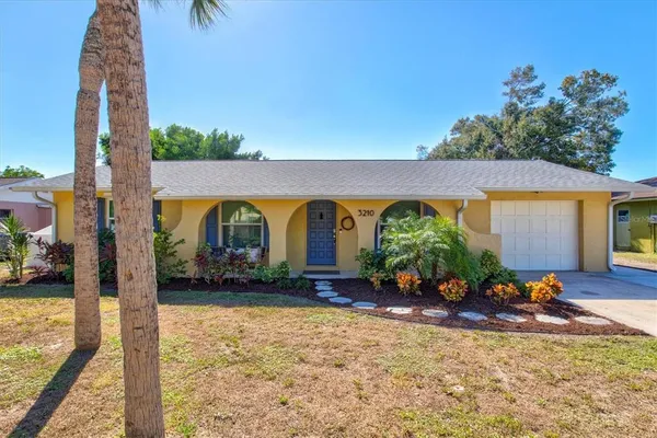 $8,000 | 3210 Wood Street, Sarasota, FL 34237
