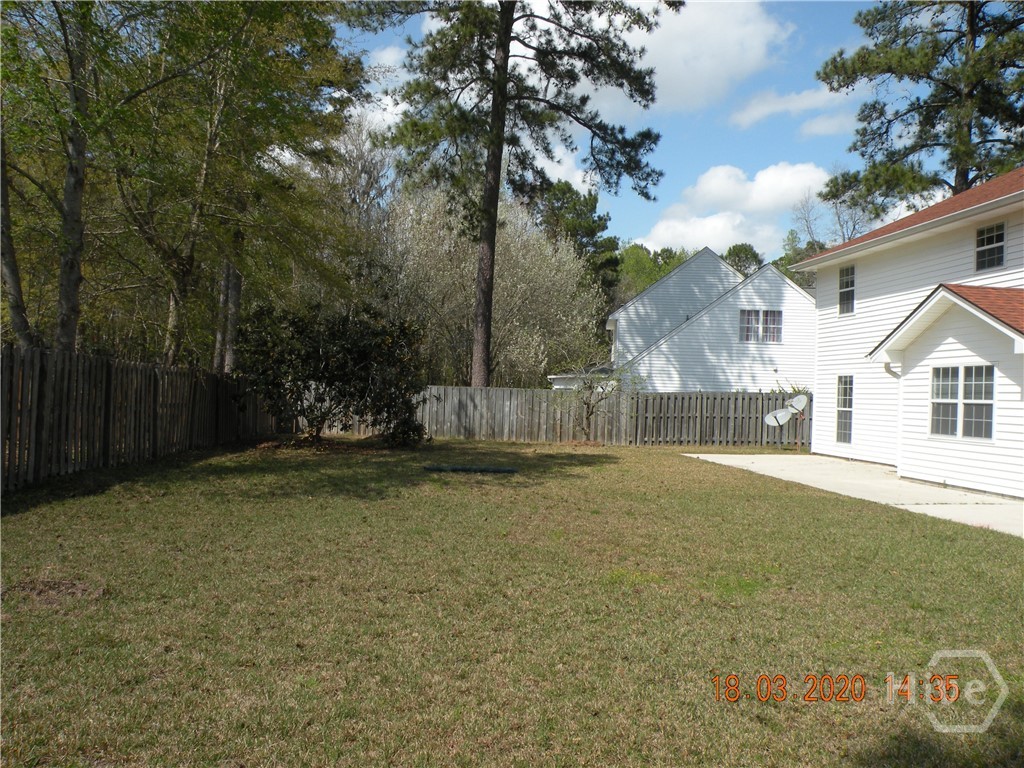 160 Lions Gate Road Savannah, GA 31419 - Photo 6 of 6 Fenced Back yard
